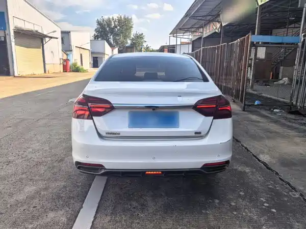 Geely Emgrand 2019