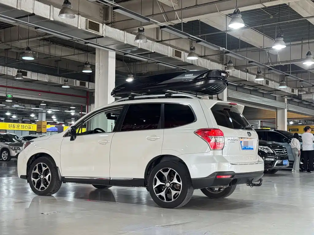 Subaru Forester 2014 — фото 6