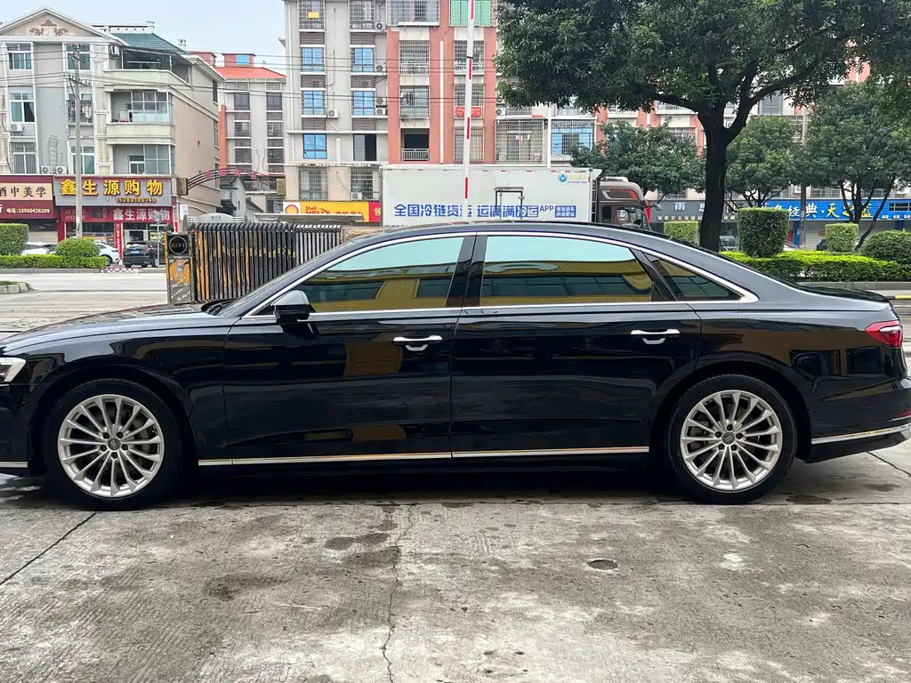 Audi A8 2019