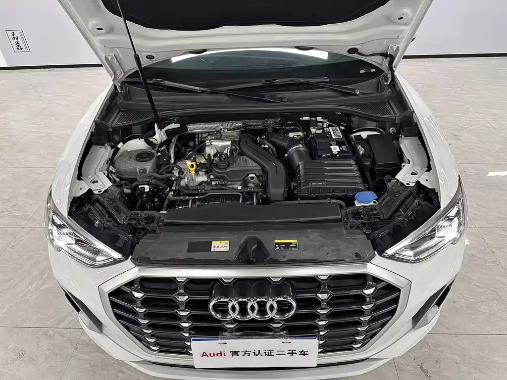 Audi Q3 2023 — фото 16