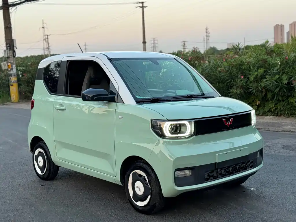 Wuling MINIEV 2021 — фото 3