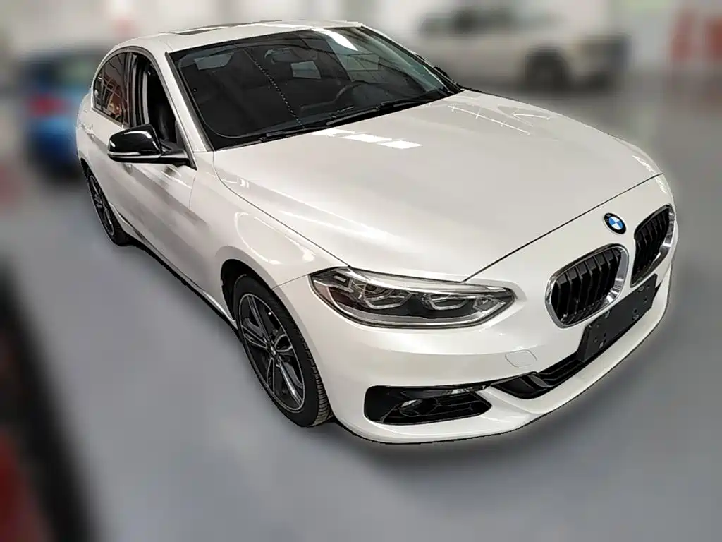 BMW 1 Series 2019 — фото 7