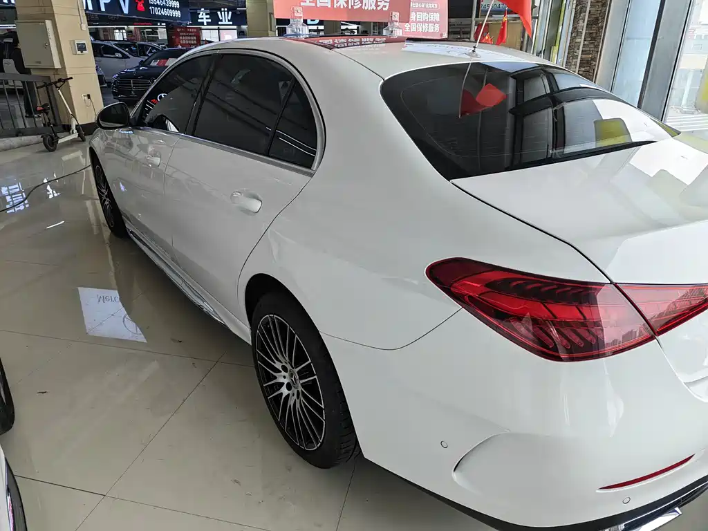 Mercedes-Benz C-Class 2022