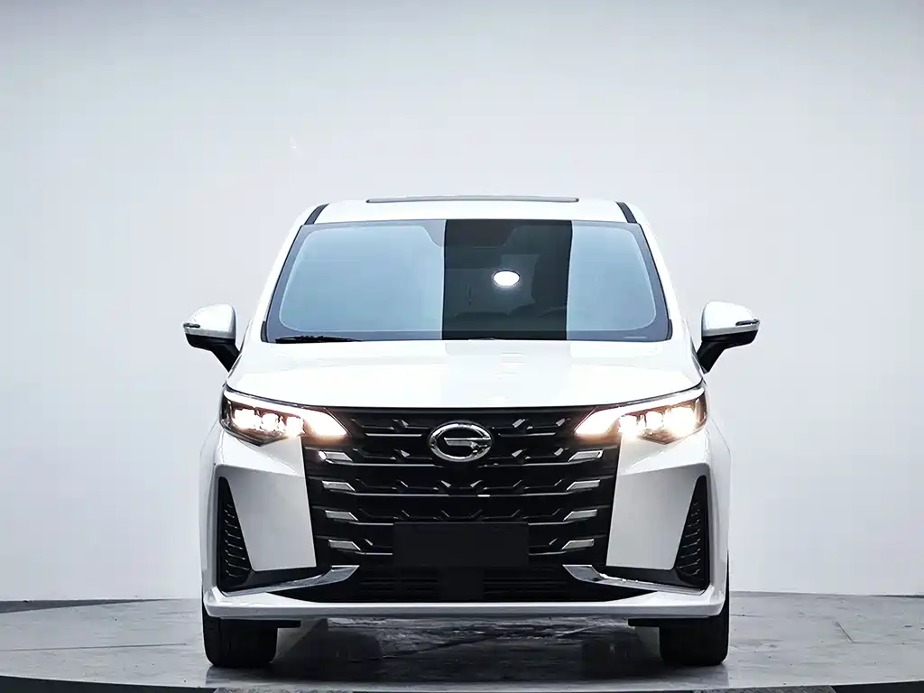GAC Trumpchi M6 2022 — фото 2