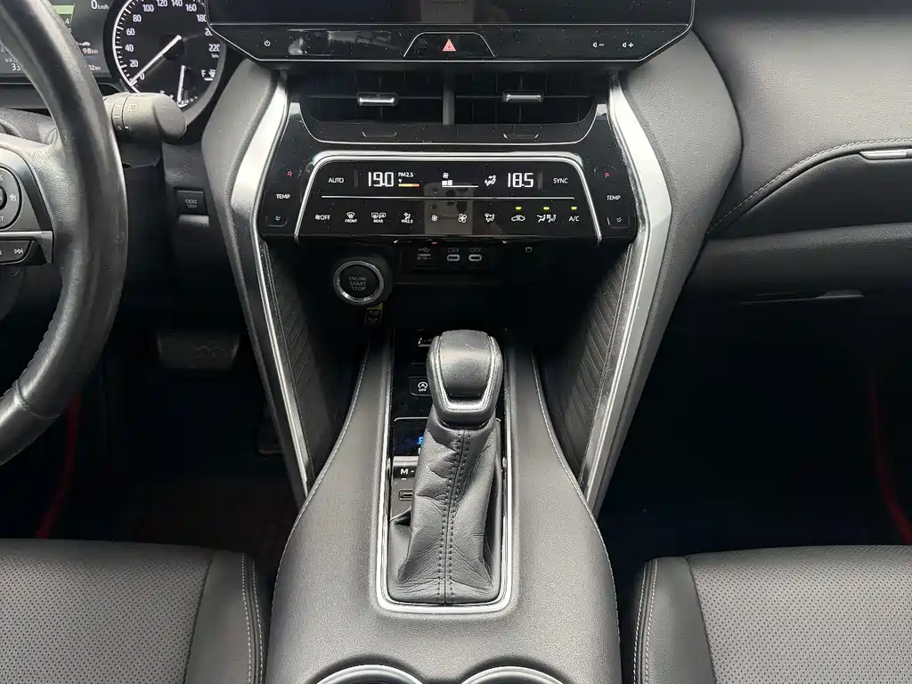 Toyota Harrier 2023 — фото 6