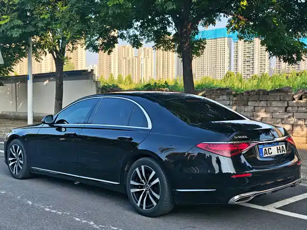 Mercedes-Benz S-Class 2021