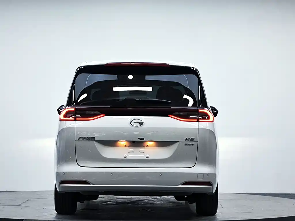 GAC Trumpchi M6 2022 — фото 6