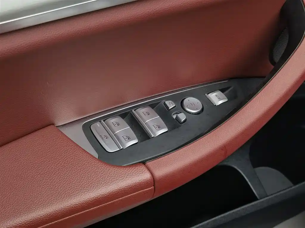 BMW iX3 2022 — фото 9