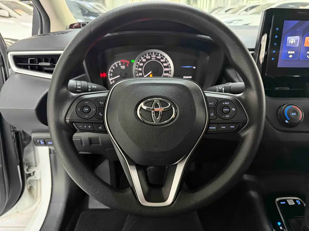 Toyota Corolla 2022 — фото 12