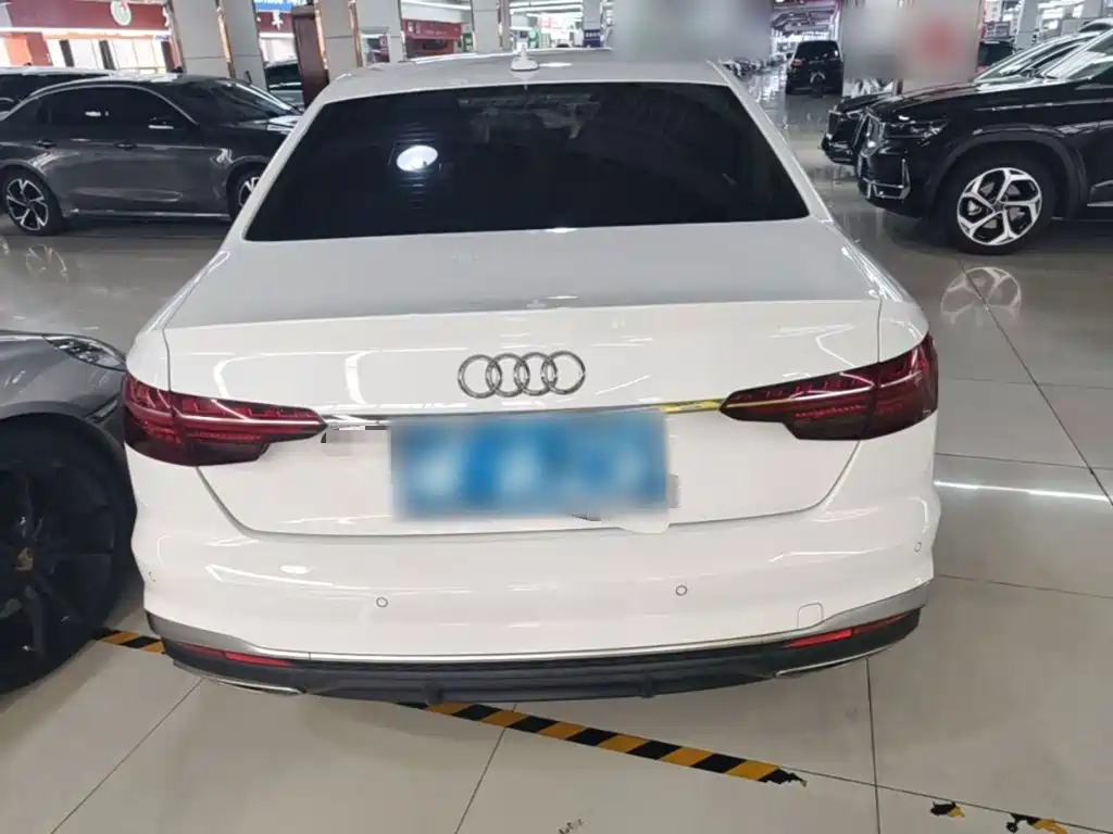 Audi A4L 2022