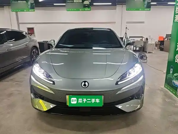 Denza Z9GT 2025