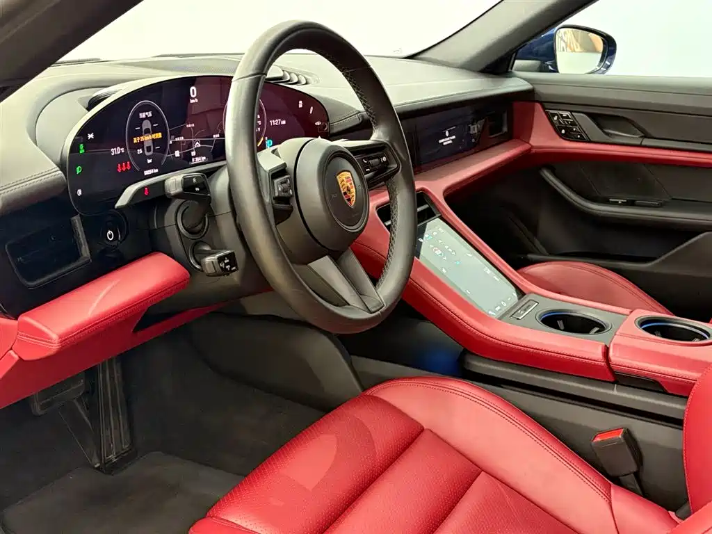 Porsche Taycan 2021 — фото 14