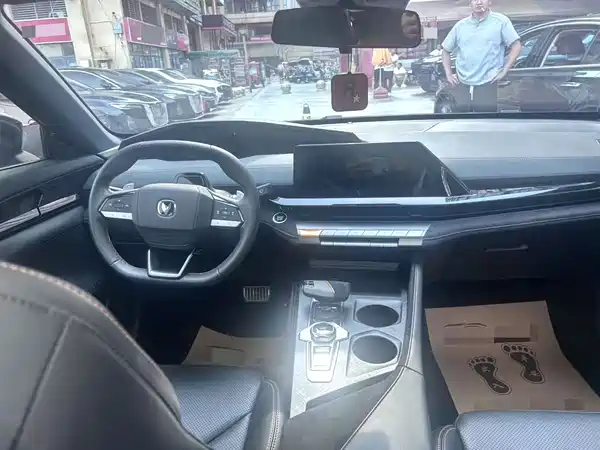 Changan UNI-V 2023