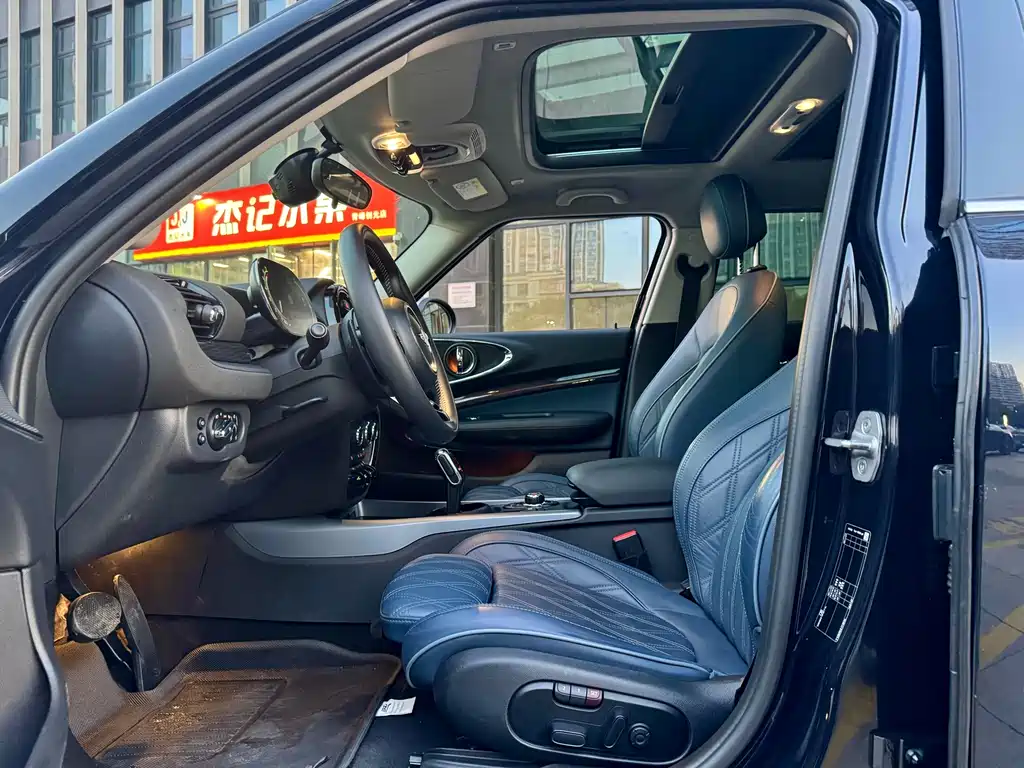 MINI Clubman 2022 — фото 11