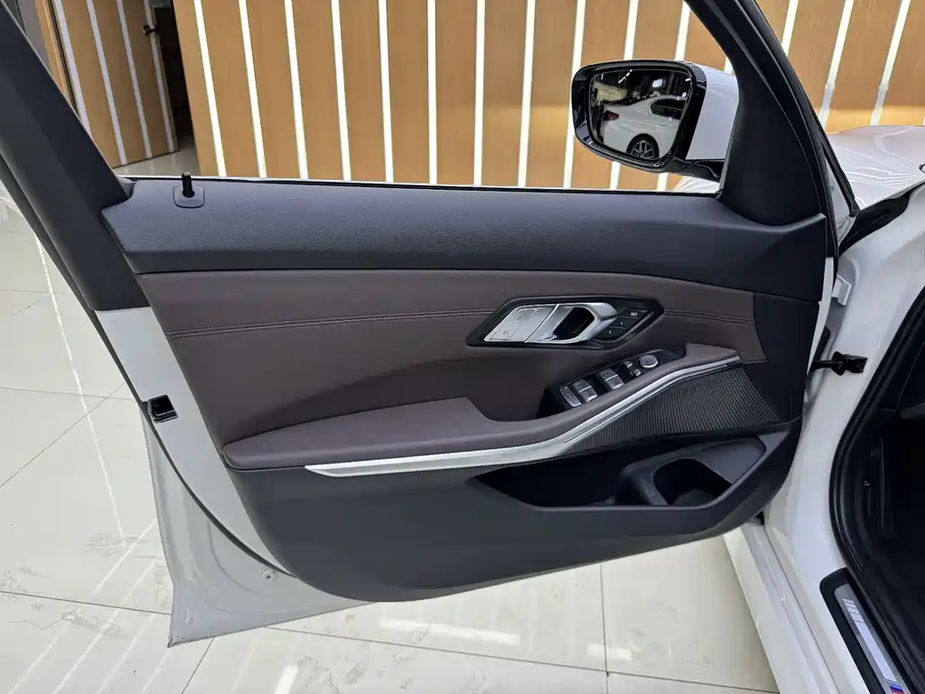 BMW 3 Series 2020