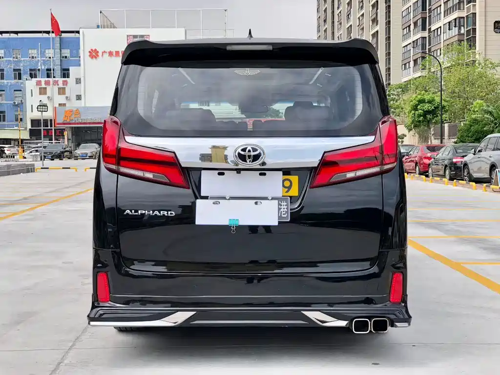 Toyota Alphard 2018 — фото 7