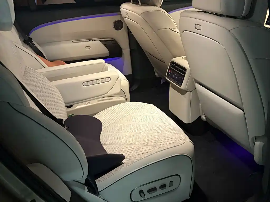 Li Auto Li L9 2026