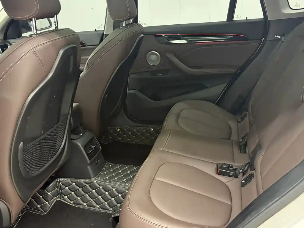 BMW X1 2022 — фото 16