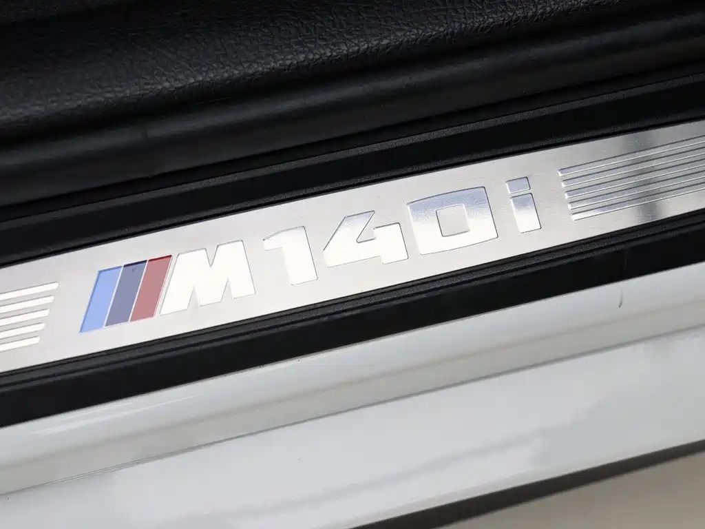 BMW 1 Series 2017 — фото 12