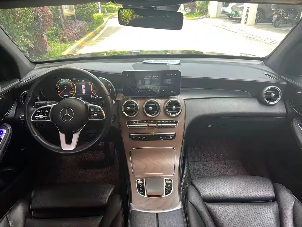 Mercedes-Benz GLC 2019