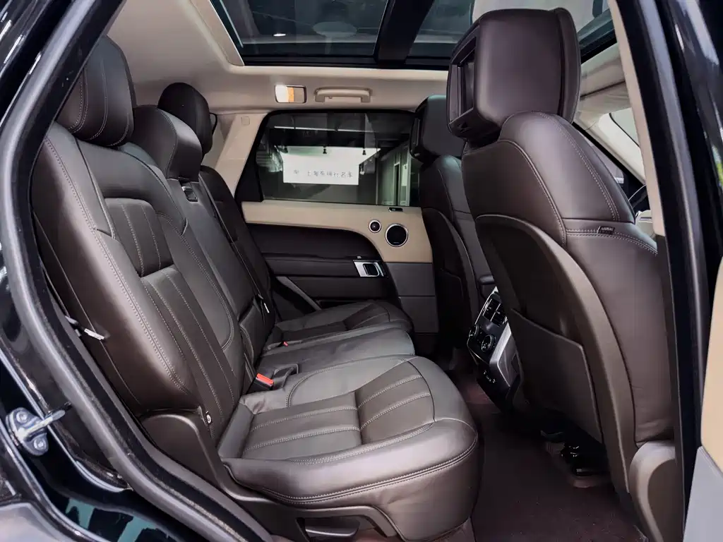 Land Rover Range Rover Sport 2018 — фото 24