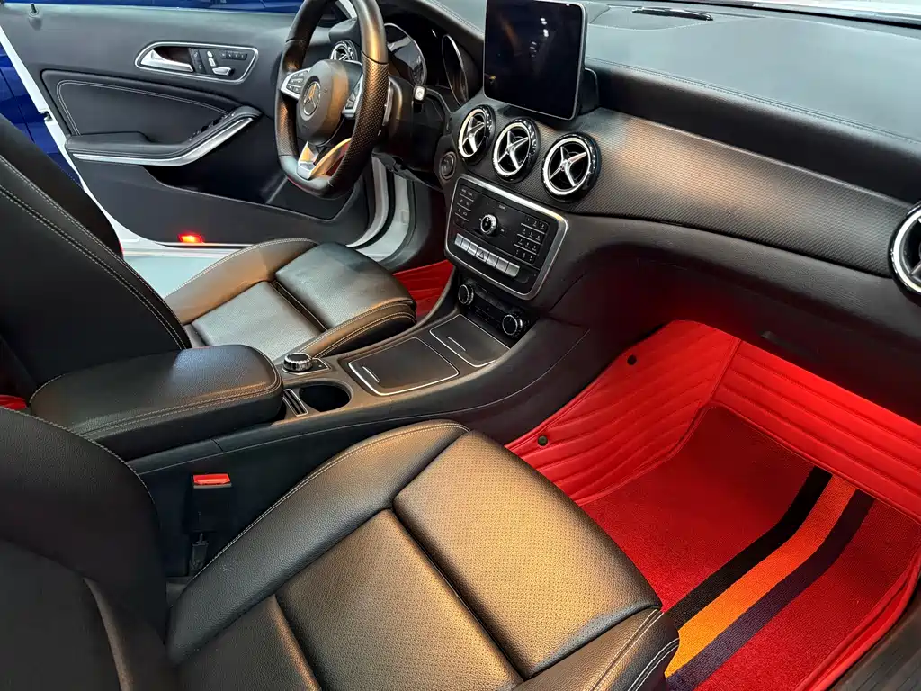 Mercedes-Benz GLA 2019 — фото 13
