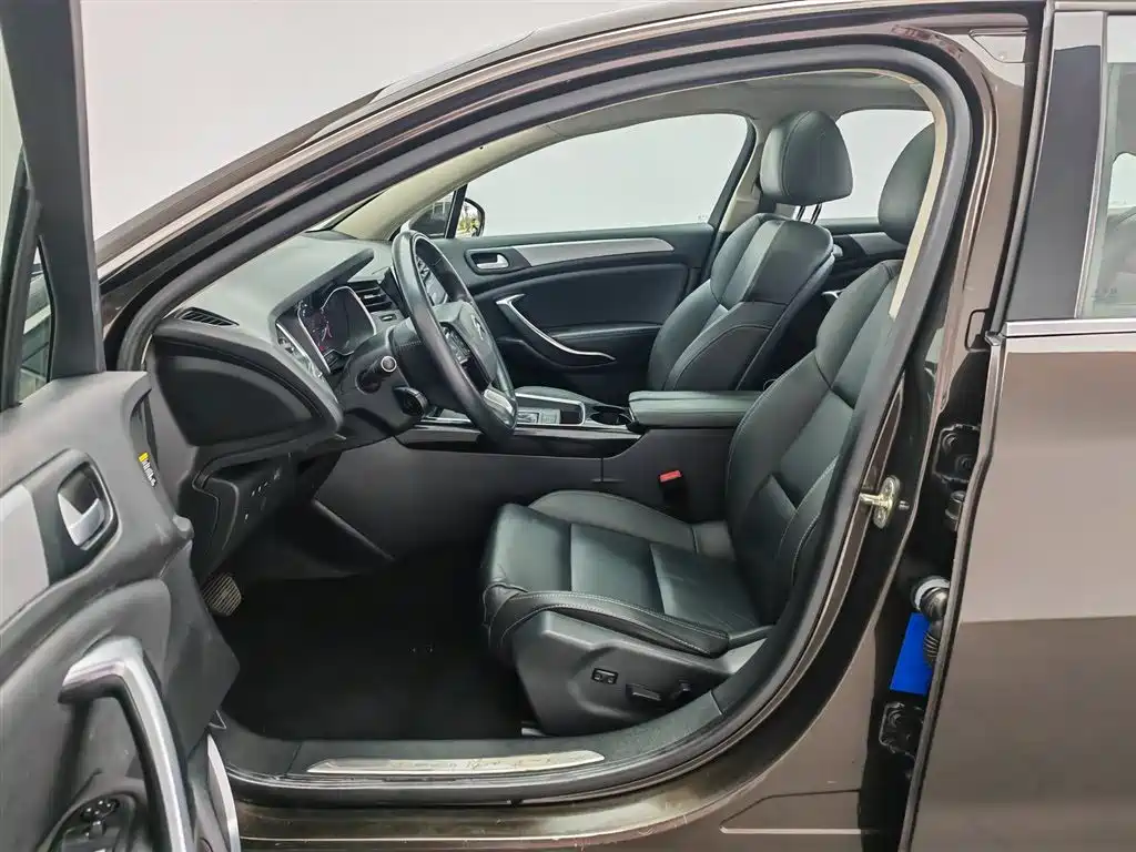 Citroen C5 2018 — фото 10