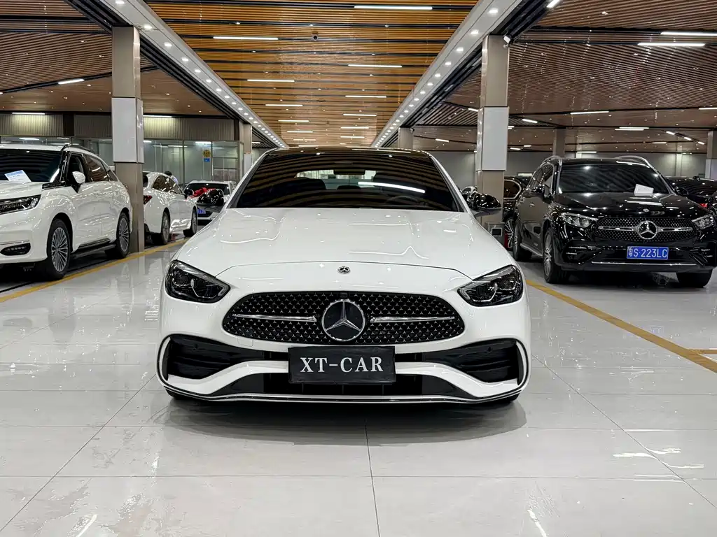 Mercedes-Benz C-Class 2023