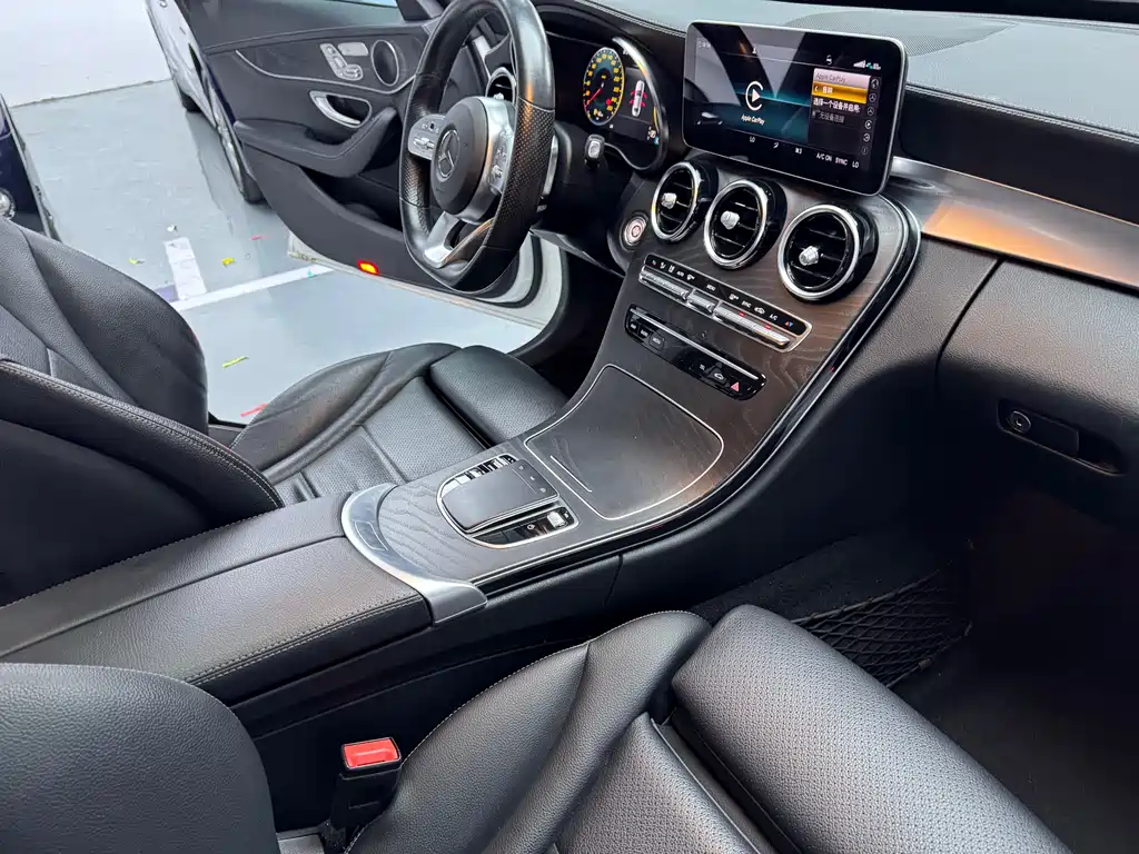 Mercedes-Benz C-Class 2019 — фото 12