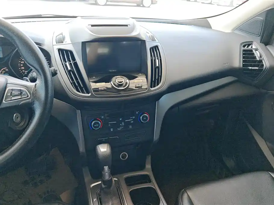 Ford Kuga 2016 — фото 13