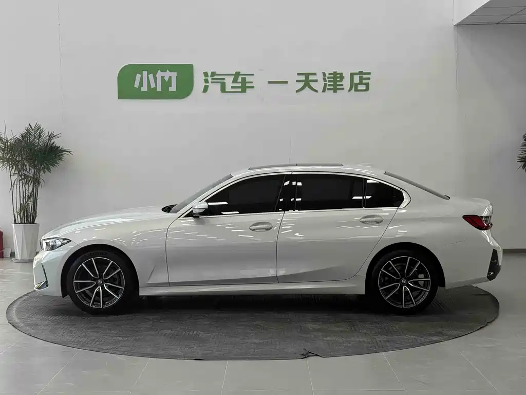 BMW 3 Series 2023