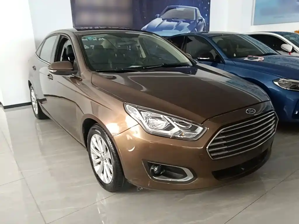Ford Escort 2015