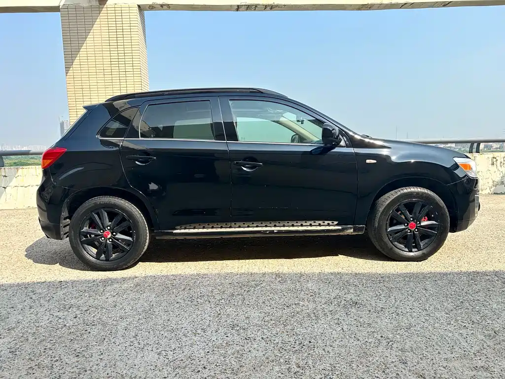 Mitsubishi ASX 2015