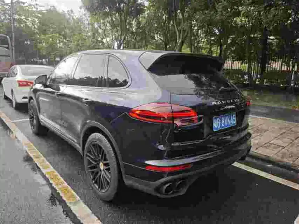 Porsche Cayenne 2017 — фото 5