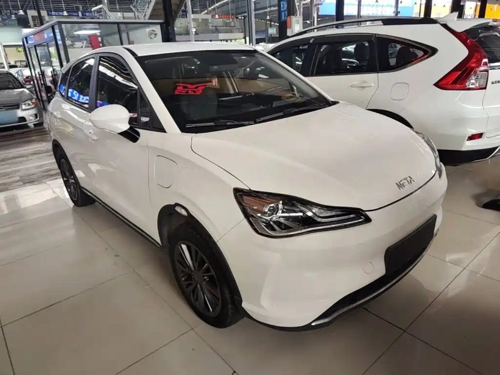 Neta V 2023