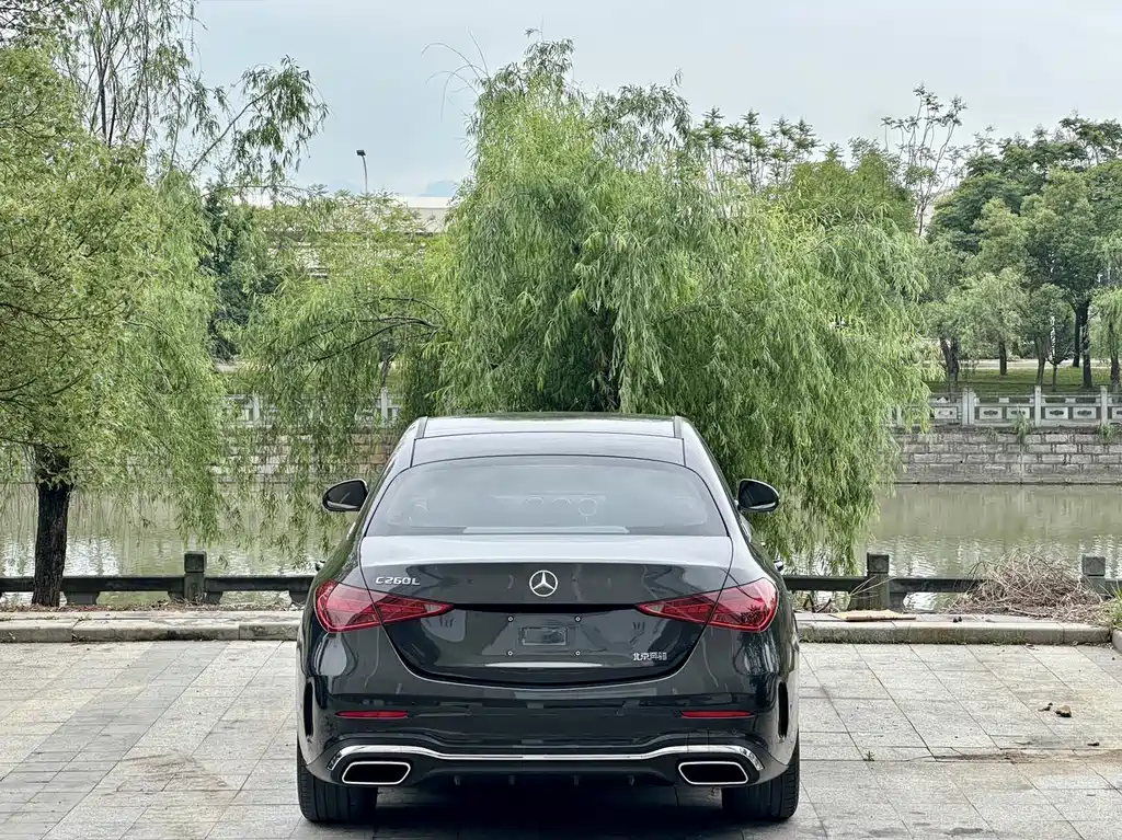 Mercedes-Benz C-Class 2021