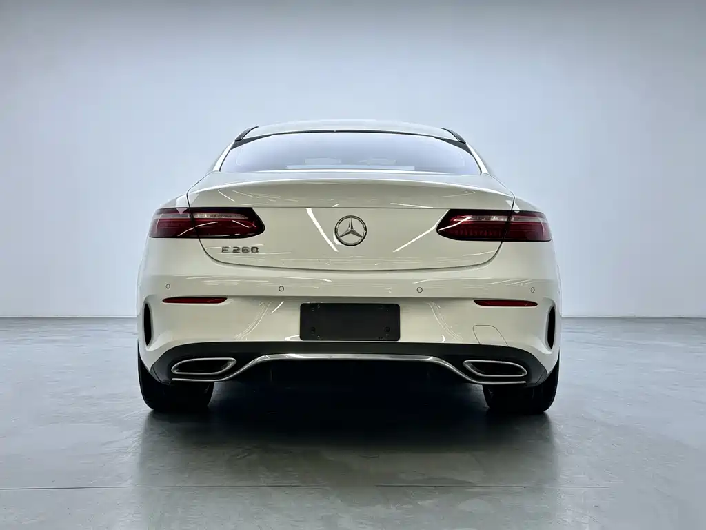 Mercedes-Benz E-Class 2023