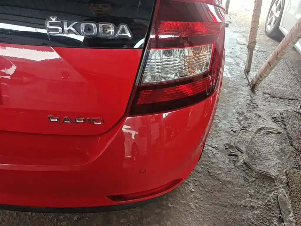Skoda Rapid Spaceback 2016 — фото 8