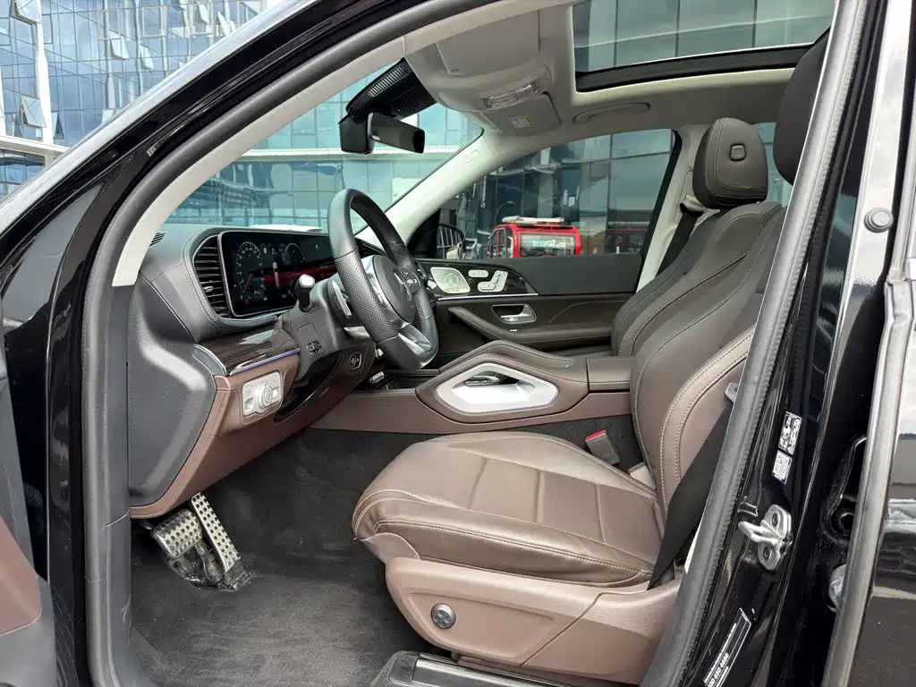 Mercedes-Benz GLS 2024