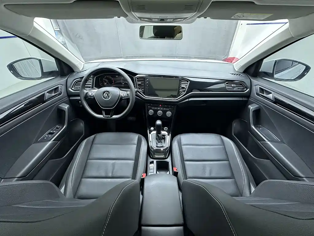 Volkswagen T-Roc 2022 — фото 11