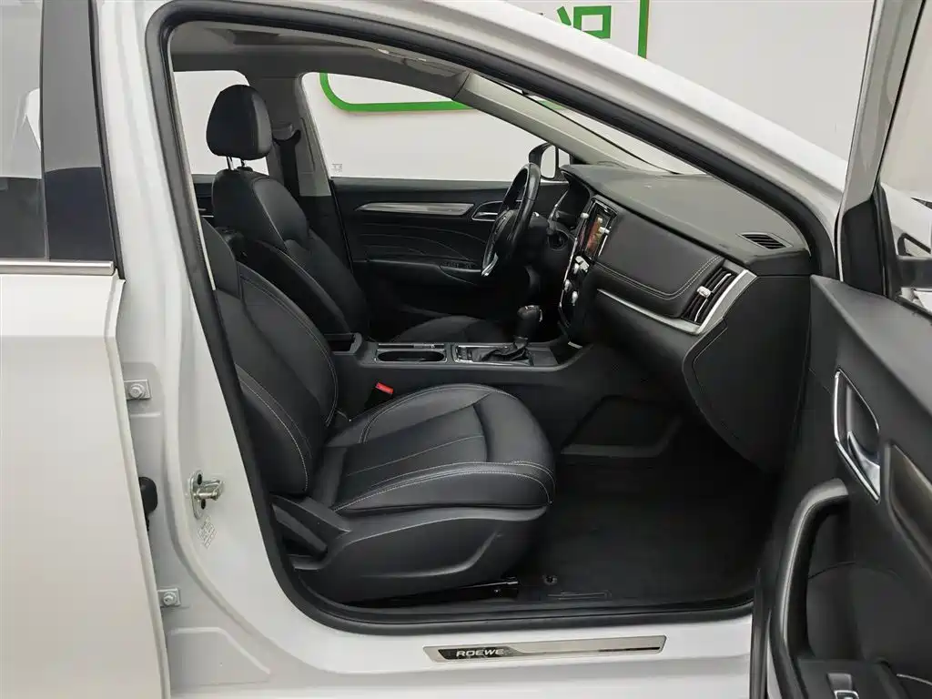 Roewe i6 Classic 2019 — фото 23