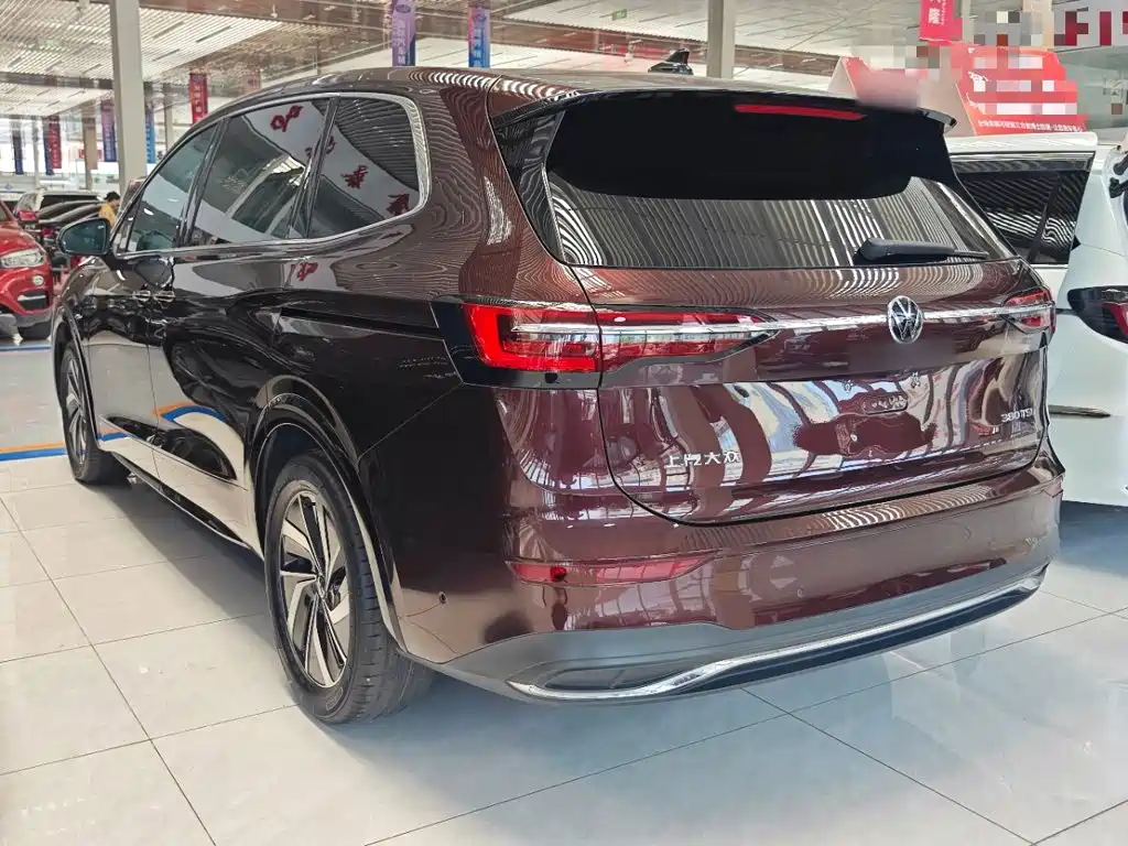 Volkswagen Viloran 2023