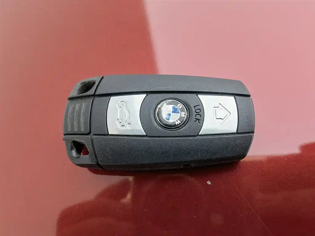 BMW X1 2011 — фото 19