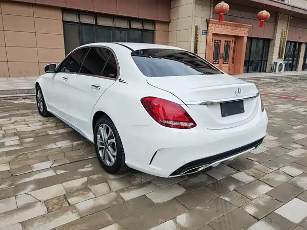 Mercedes-Benz C-Class 2017
