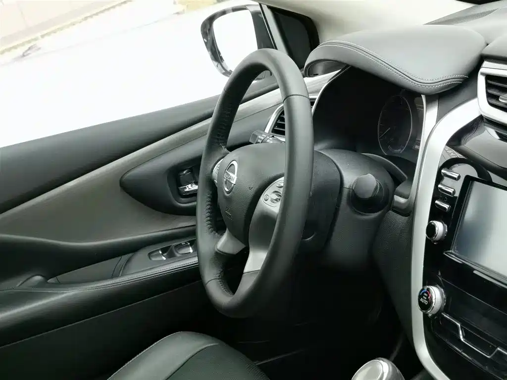 Nissan Murano 2018 — фото 22