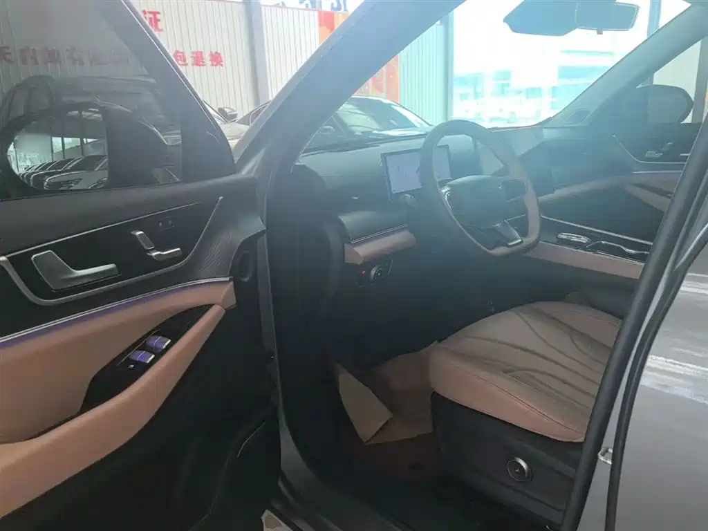 Chery Tiggo 8L 2024 — фото 16