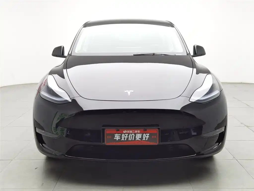 Tesla Model Y 2023 — фото 3