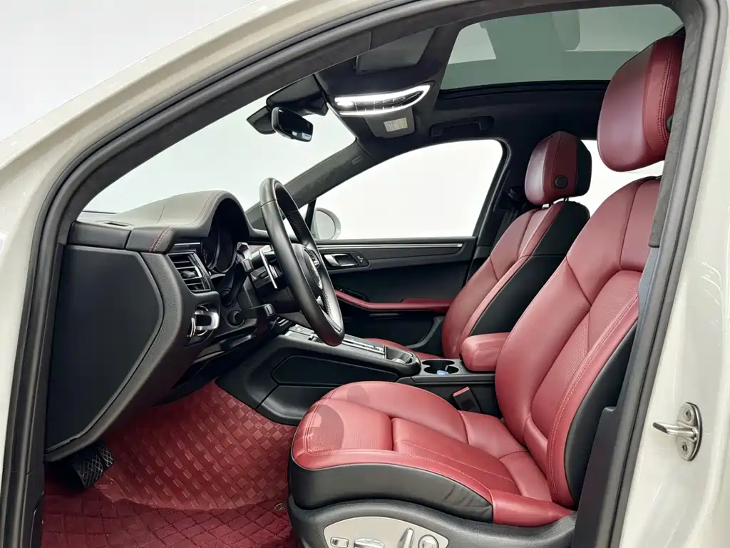 Porsche Macan 2023 — фото 10