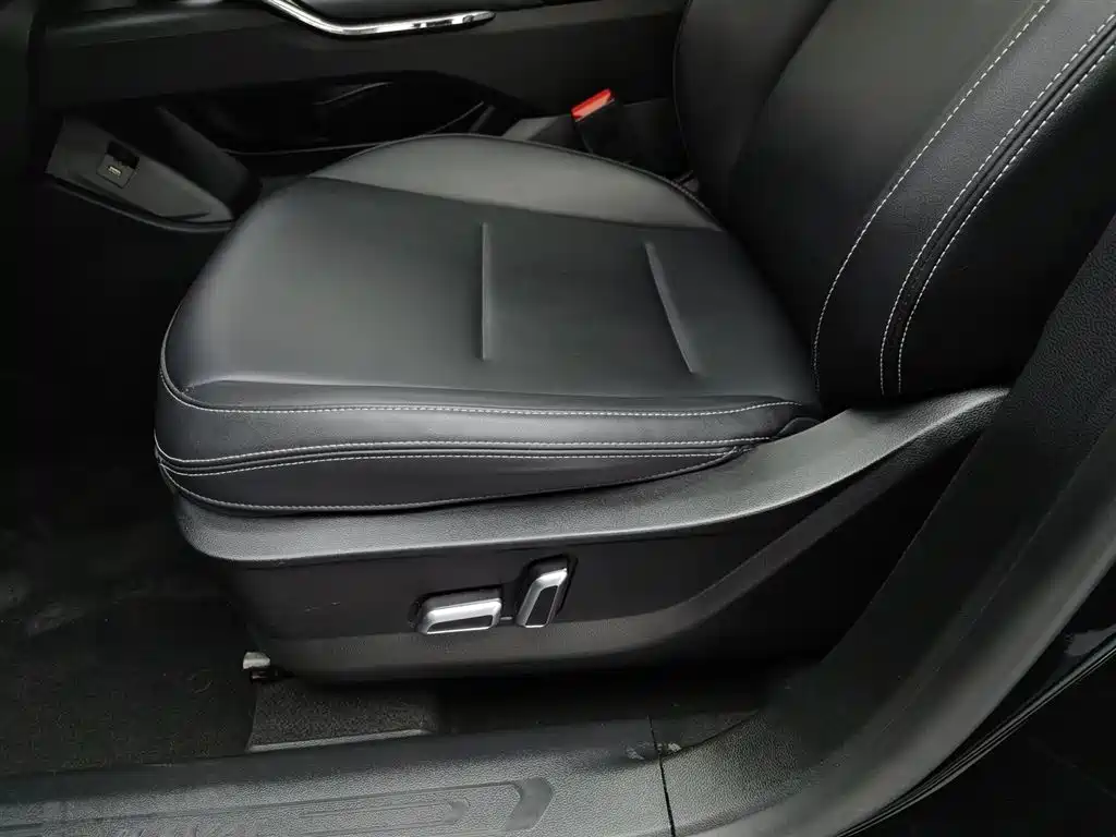 Haval H6 2023 — фото 20
