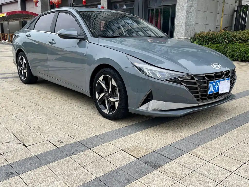 Hyundai Elantra 2020